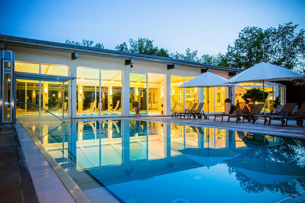 Thermenhotel Quellenhof Bad Füssing Dış mekan fotoğraf