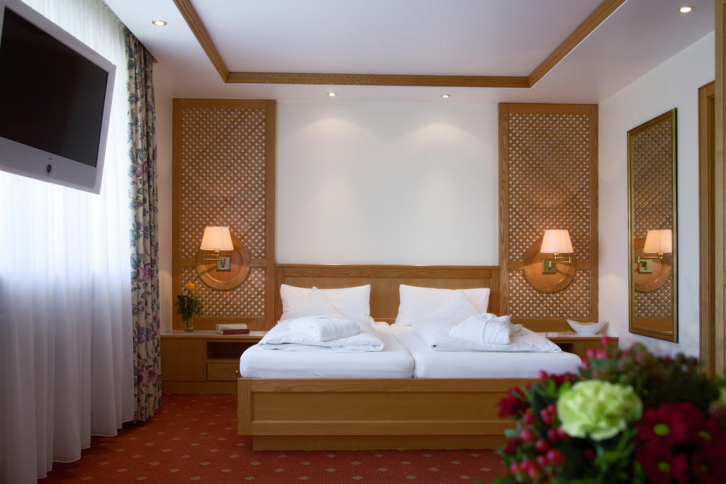 Thermenhotel Quellenhof Bad Füssing Dış mekan fotoğraf